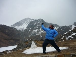 everest base camp treking + volunteering