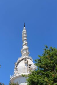 monuments to the sky sri lanka