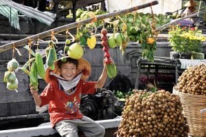 Floating market (1)