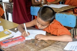 _Kandy Teaching Monks