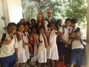 Kandy teaching project with involvement volunteers international (2)
