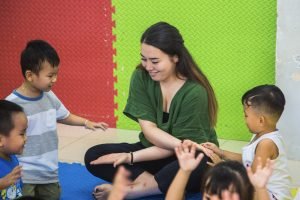 _Participant playing with kids (2)-Phan Thiet