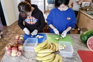 preparing food for homeless