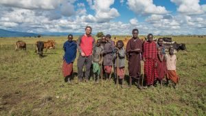 _Group photo with Maasai people (7)