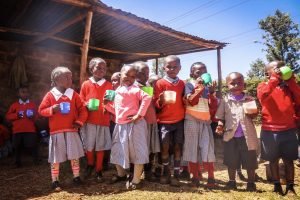 Students eating porridge