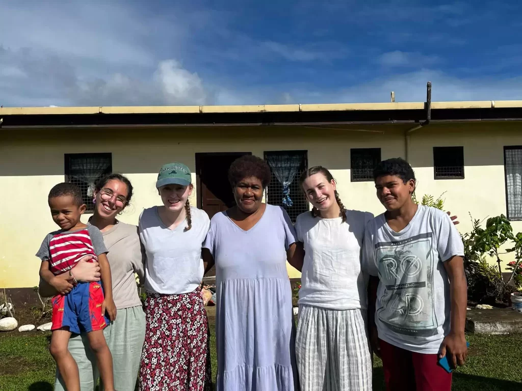 womens commune fiji