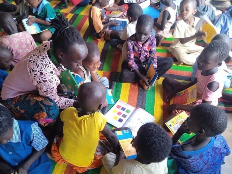 teaching-at-camp-in-kenya
