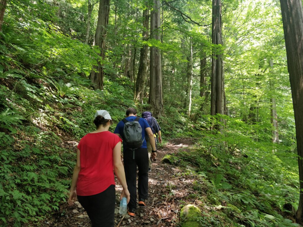 _Hiking up Mount Ontake