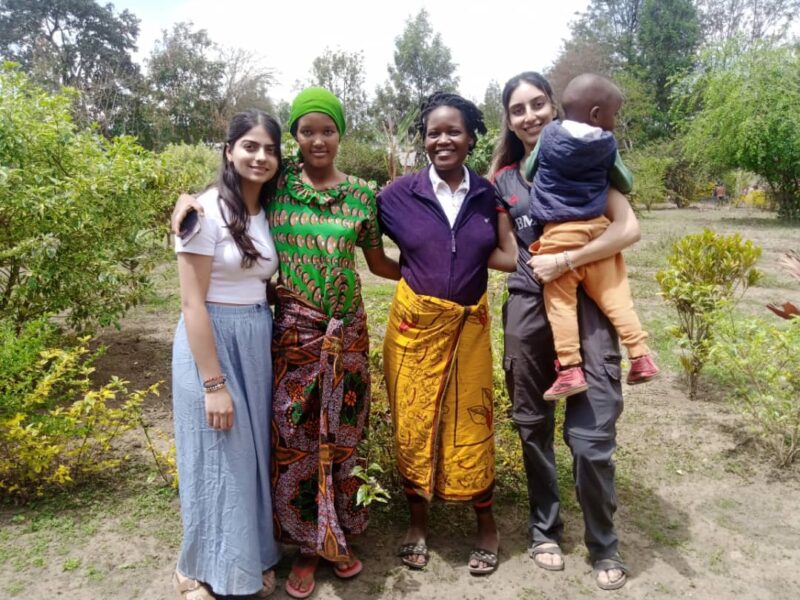 womens education volunteers