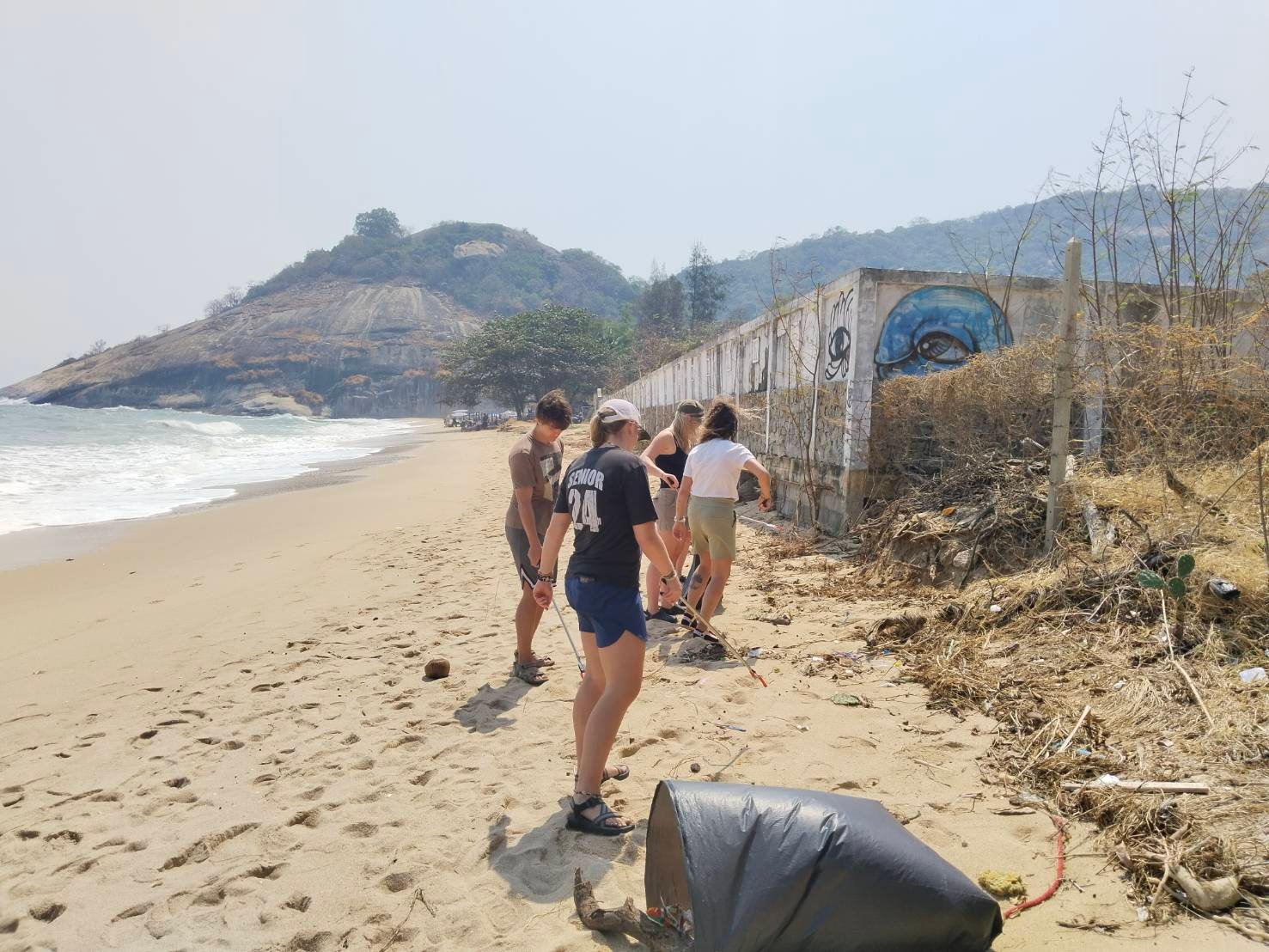 beach cleaning