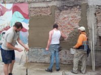 _Plastering the wall