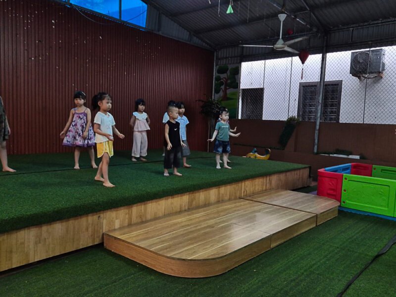 kids on the stage