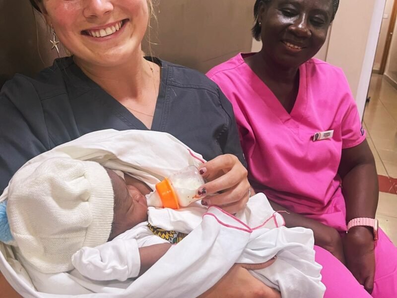 midwife volunteer