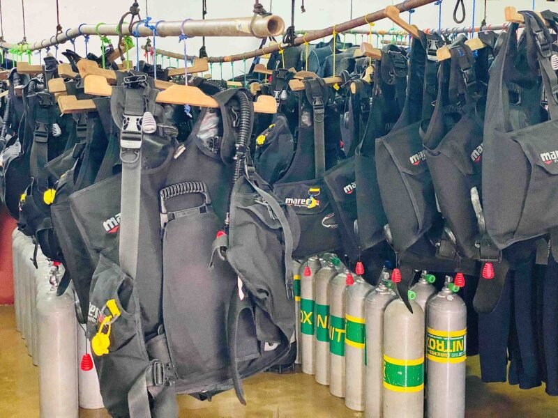 Diving Gears & Equipments