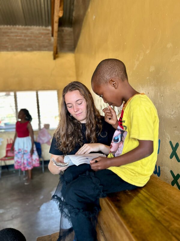 volunteer with student