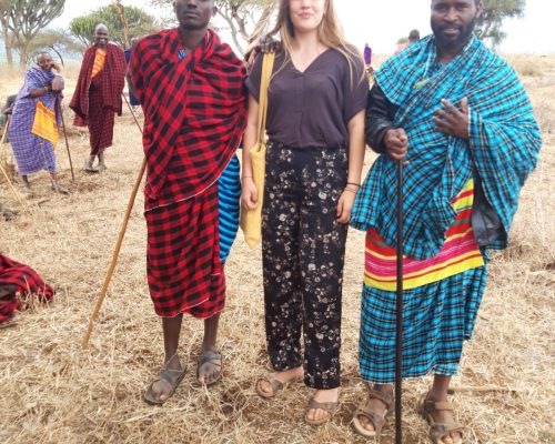 volunteer with local Maasai, Tanzania